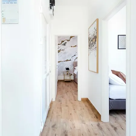 Cozy Lile In The Heart Of Old Town Apartment Split